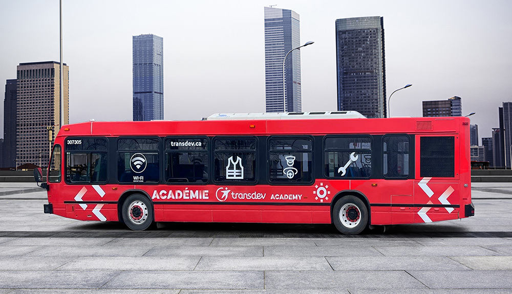 VÉHICULES DE TRANSIT
